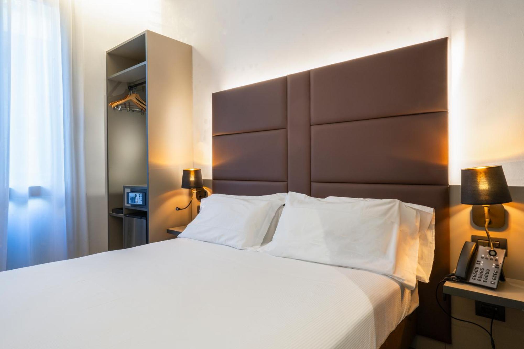 London Hotel Milánó Kültér fotó