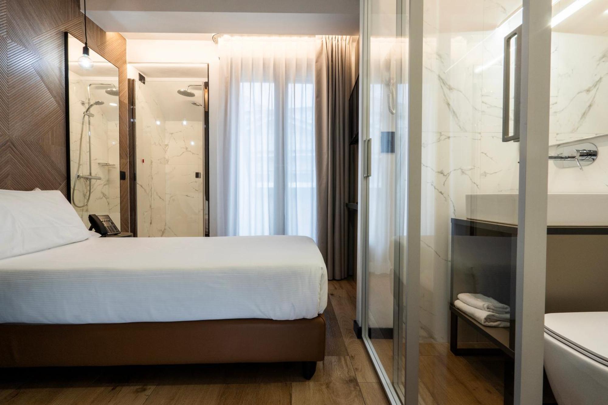 London Hotel Milánó Kültér fotó