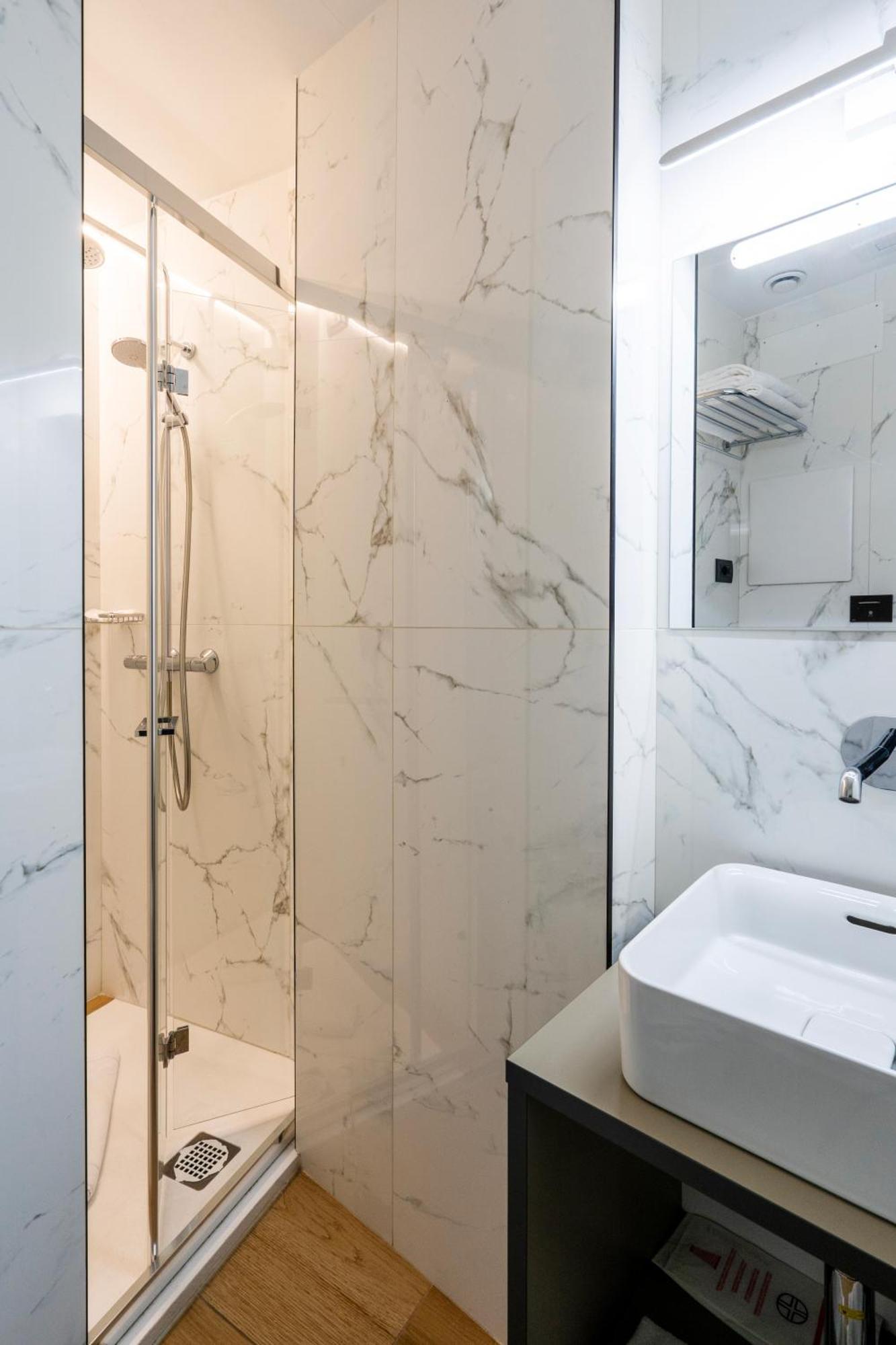 London Hotel Milánó Kültér fotó