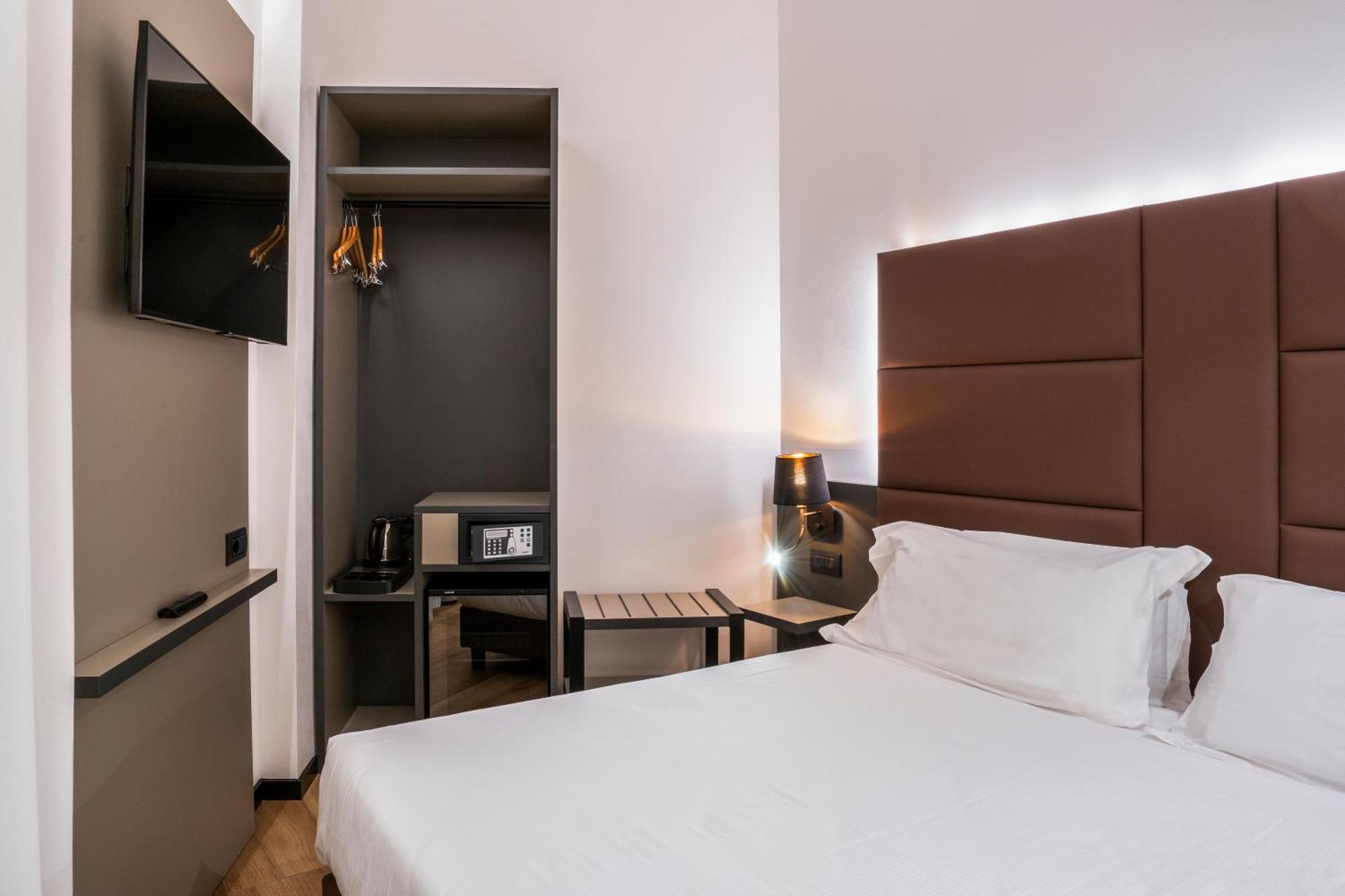 London Hotel Milánó Kültér fotó