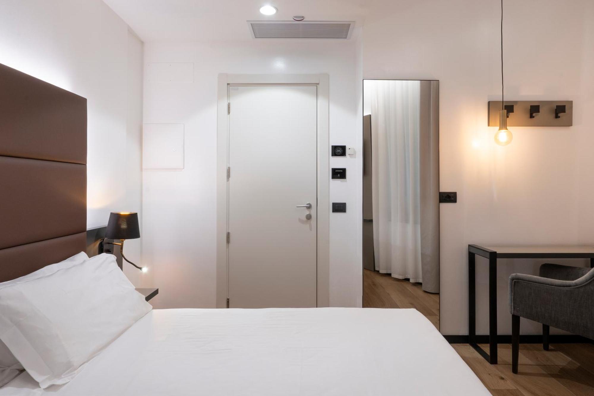 London Hotel Milánó Kültér fotó